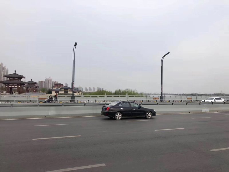 LED路灯寿命和哪些因素有关？